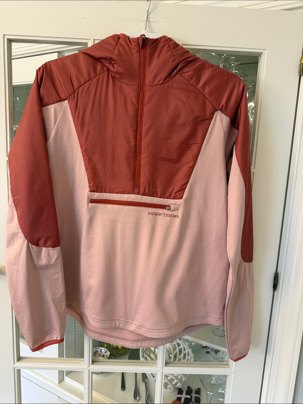 Kari Traa Two-Tone Pink and Rust Half-Zip Ski Hoodie